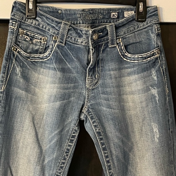 Miss Me 30x33 Boot cut - Picture 2 of 6